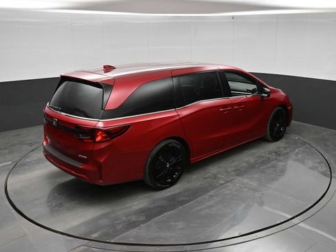 Used 2025 Honda Odyssey Sport-L image 38