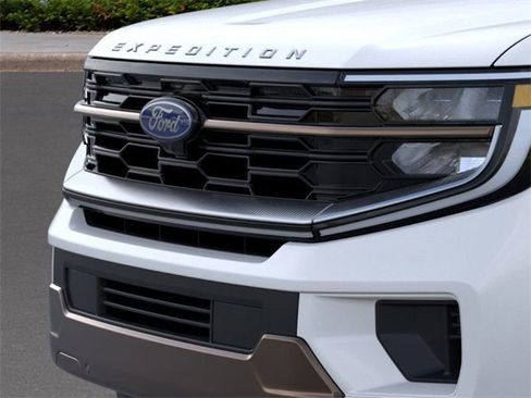 New 2026 Ford Expedition Max King Ranch image 17