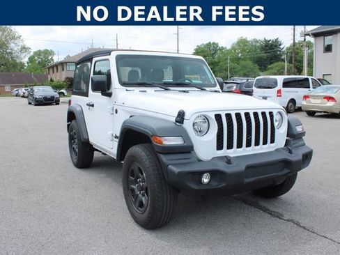 Used 2024 Jeep Wrangler Sport AWD/4WD image 2