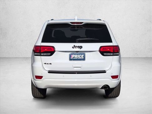 Used 2018 Jeep Grand Cherokee Altitude image 7