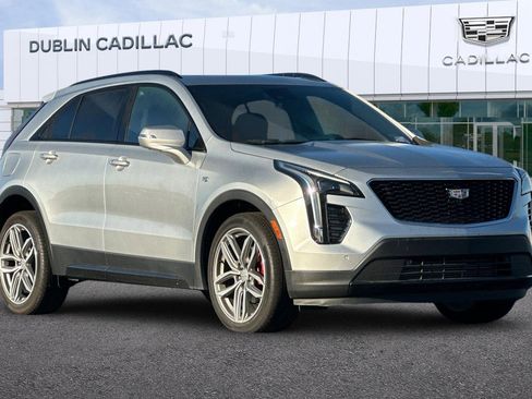 Used 2021 Cadillac XT4 Sport image 2