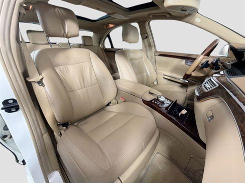 Used 2012 Mercedes-Benz S 550 4MATIC image 27