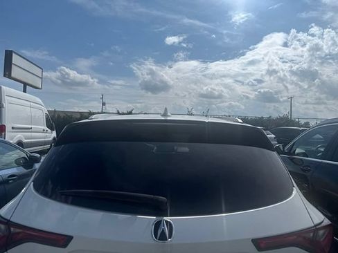 Used 2022 Acura MDX SH-AWD w/ Advance Package image 6