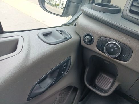 Used 2020 Ford Transit 150 Low Roof RWD image 19