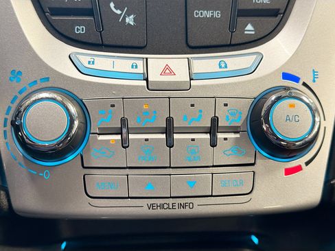 Used 2013 Chevrolet Equinox LS AWD/4WD image 21