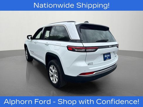 Used 2023 Jeep Grand Cherokee Limited AWD/4WD image 4