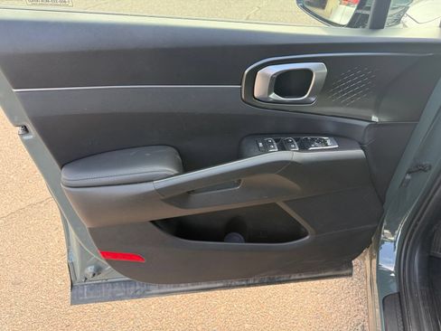 Used 2025 Kia Sorento EX w/ EX Panoramic Sunroof Package AWD/4WD image 15