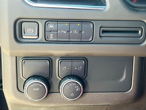 Used 2023 Chevrolet Tahoe LT image 8