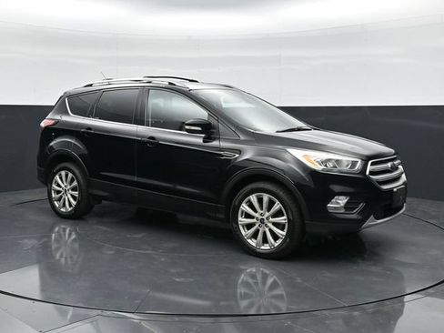 Used 2017 Ford Escape Titanium AWD/4WD image 3