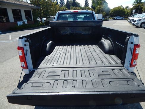 Used 2021 Ford F150 XL w/ Equipment Group 101A High RWD image 3