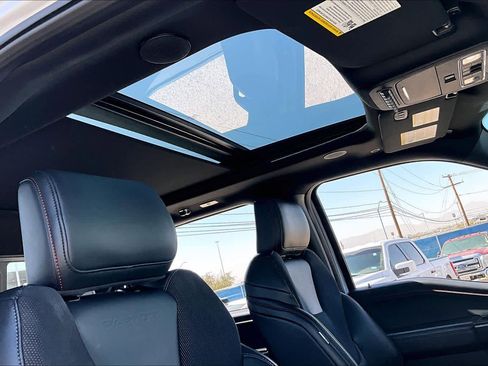 Used 2025 Ford F150 Raptor image 13