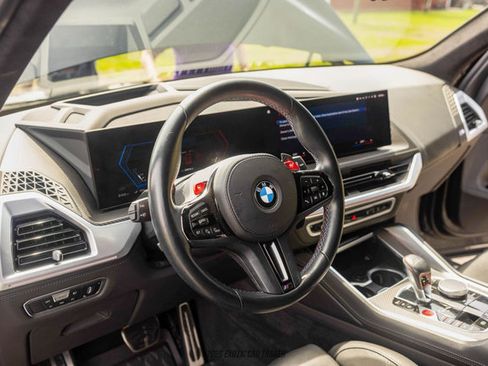Used 2023 BMW XM image 24