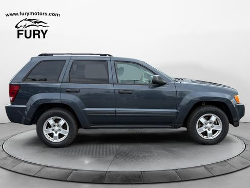 Used 2006 Jeep Grand Cherokee Laredo RWD image 3