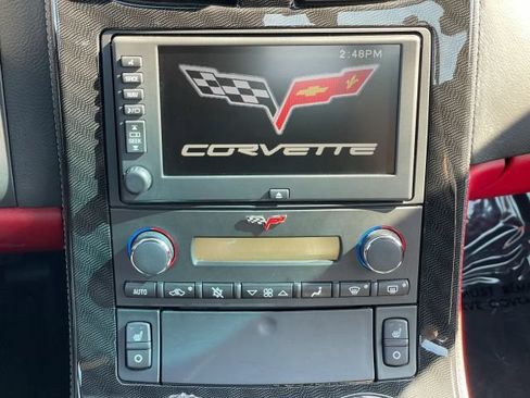 Used 2013 Chevrolet Corvette 427 w/ 1SB Preferred Equipment Group RWD image 28