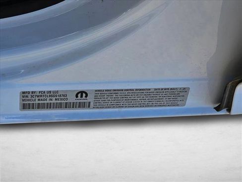 New 2025 RAM 3500 Tradesman w/ Chrome Appearance Group image 17