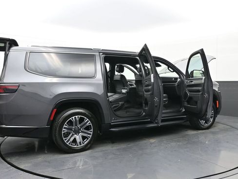 Used 2024 Jeep Wagoneer L Series II w/ Flexible Seating Group image 48