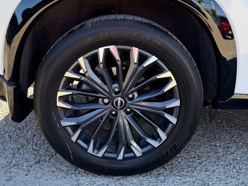 Certified 2024 Nissan Rogue Platinum w/ Platinum Premium Package image 34