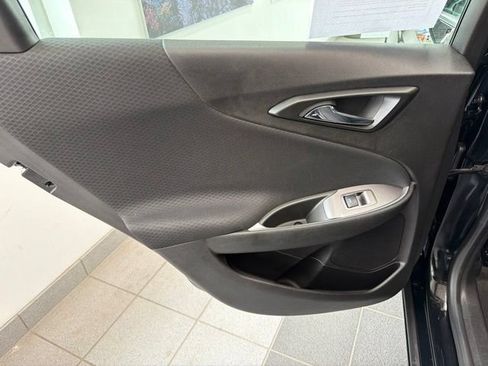 Used 2023 Chevrolet Malibu LT w/ Midnight Edition FWD image 13