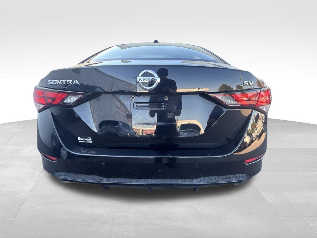 Used 2021 Nissan Sentra SV FWD image 4