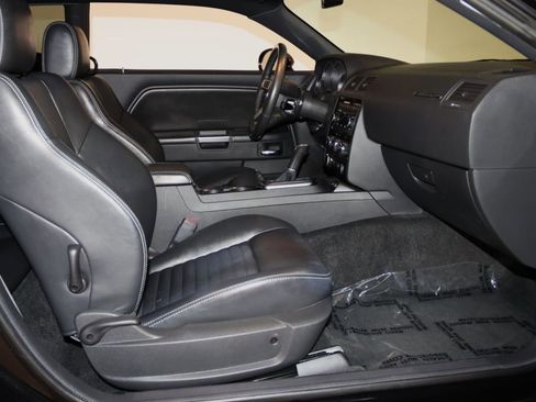 Used 2009 Dodge Challenger R/T image 58