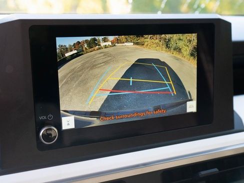 Used 2024 Toyota Tacoma TRD Off-Road image 4