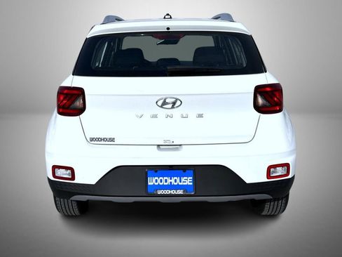 New 2026 Hyundai Venue SEL image 6