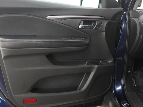 Used 2020 Honda Pilot Black Edition image 20