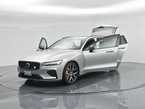 Used 2024 Volvo V60 T8 Polestar w/ Protection Package Premier image 36