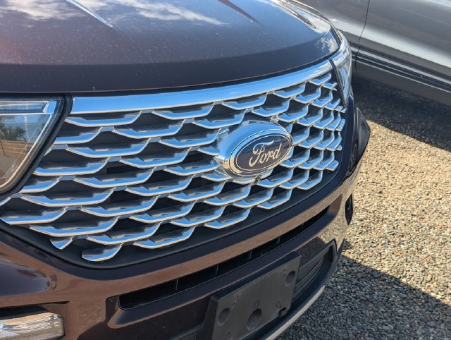 Used 2020 Ford Explorer Platinum w/ Premium Technology Package AWD/4WD image 5