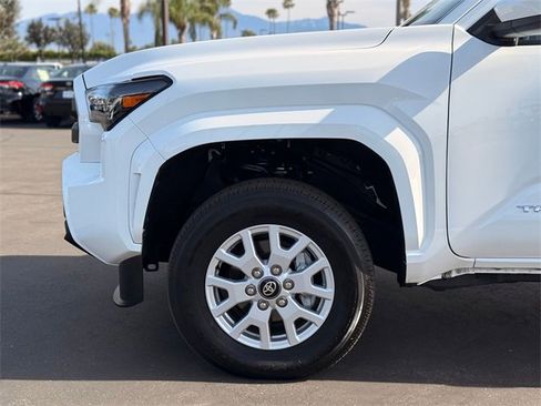 Used 2025 Toyota Tacoma SR5 image 23