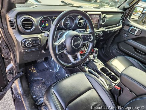 Used 2021 Jeep Wrangler Unlimited Rubicon 4xe w/ Cold Weather Group AWD/4WD image 9