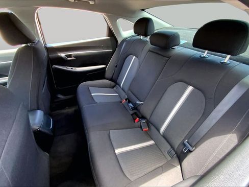 Used 2025 Hyundai Sonata SEL FWD image 19