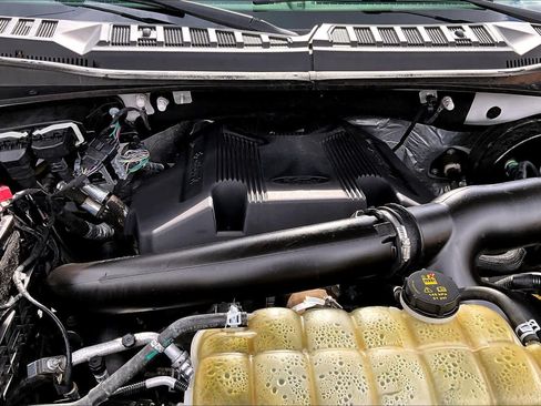 Used 2019 Ford F150 Lariat RWD image 34