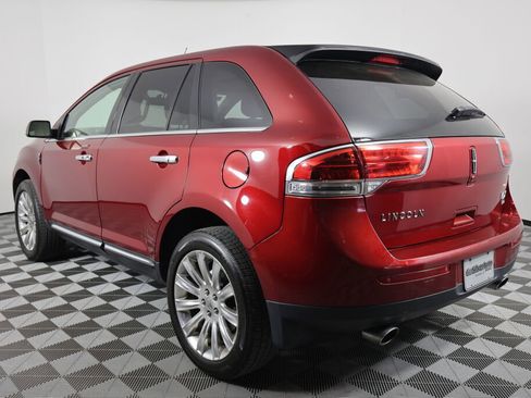 Used 2014 Lincoln MKX AWD w/ Equipment Group 102A image 4