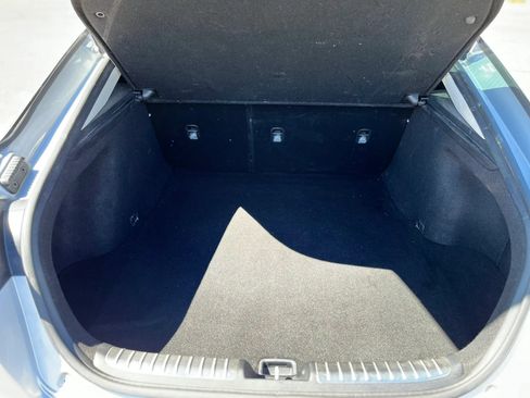 Used 2018 Kia Stinger RWD image 23