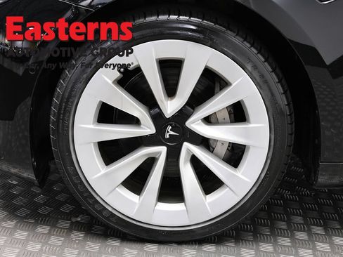 Used 2022 Tesla Model 3 Long Range AWD/4WD image 26