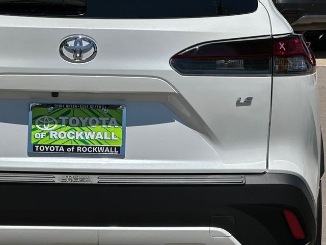 New 2026 Toyota Corolla Cross LE FWD image 6