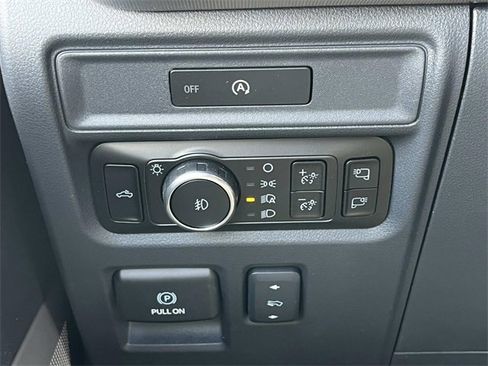 New 2025 Ford F150 Lariat w/ Equipment Group 501A Mid image 18