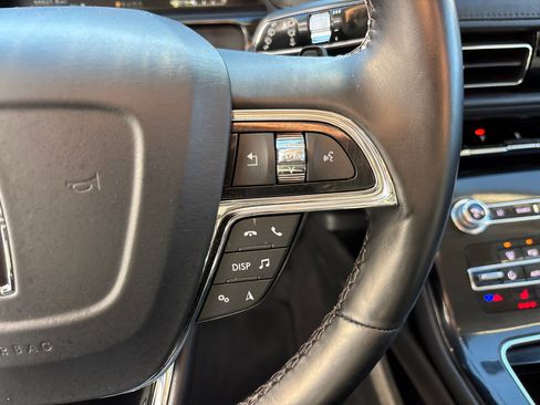 Certified 2023 Lincoln Nautilus Reserve w/ Equipment Group 201A image 18