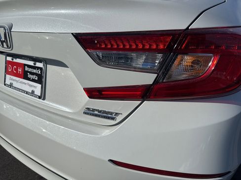 Used 2021 Honda Accord Sport Special Edition image 10