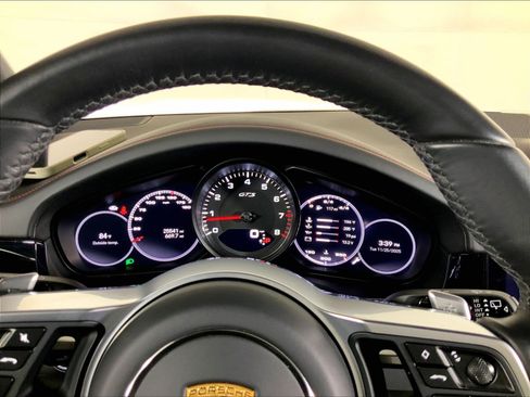 Certified 2022 Porsche Cayenne GTS AWD/4WD image 11
