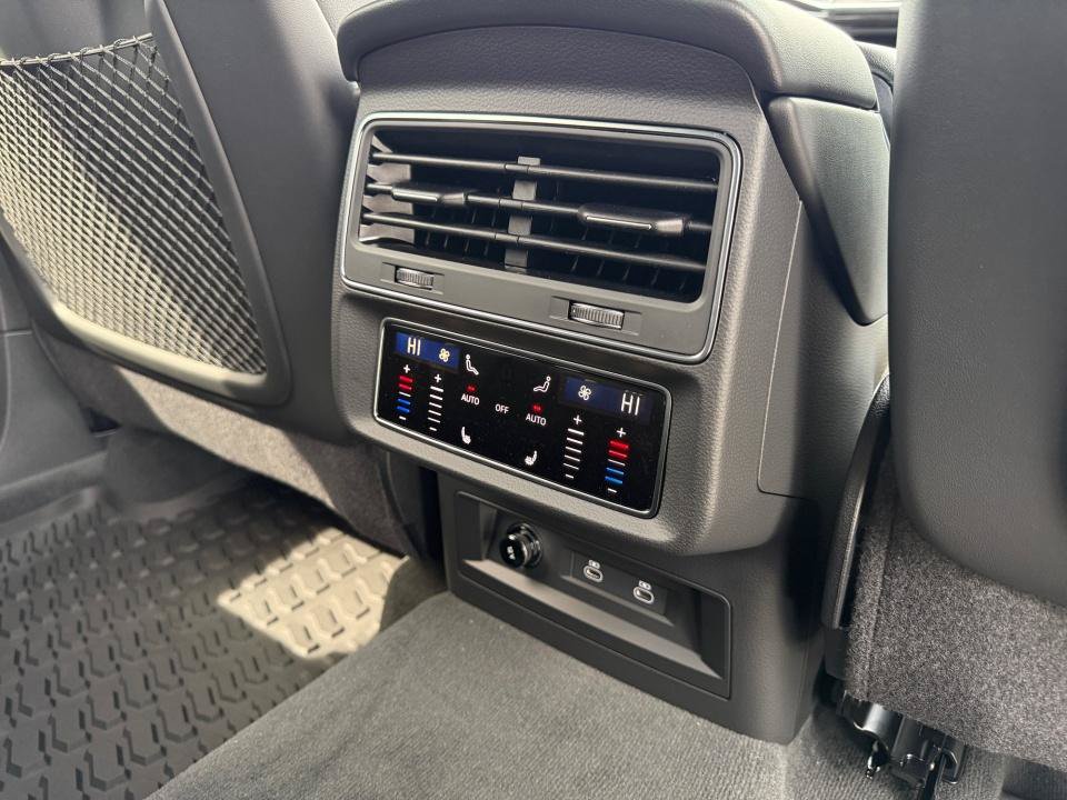 New 2026 Audi Q7 3.0T Premium Plus AWD/4WD image 29