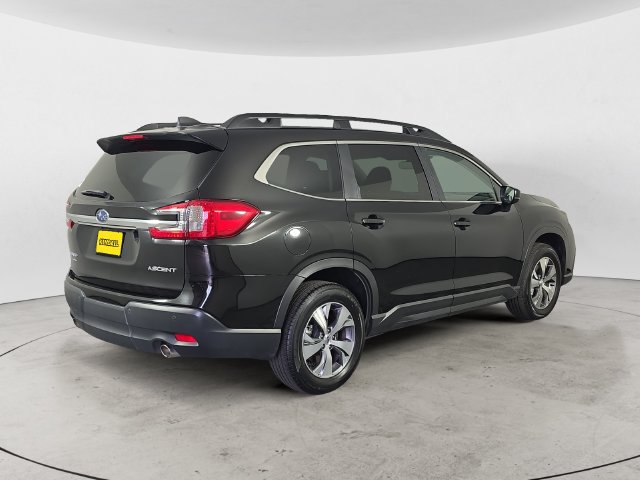 Used 2025 Subaru Ascent Premium AWD/4WD image 5
