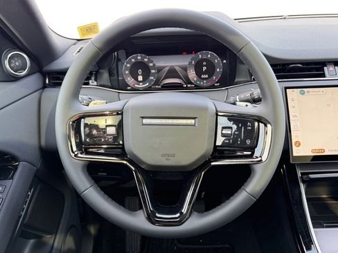 New 2026 Land Rover Range Rover Evoque S AWD/4WD image 11