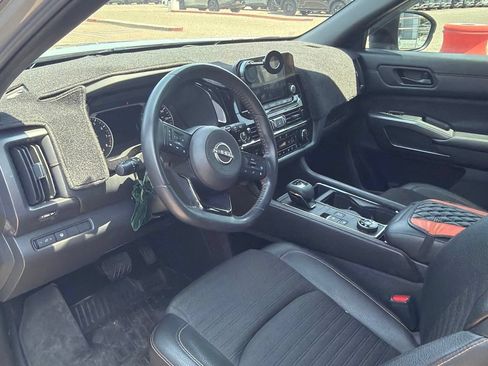 Used 2024 Nissan Pathfinder Rock Creek AWD/4WD image 3