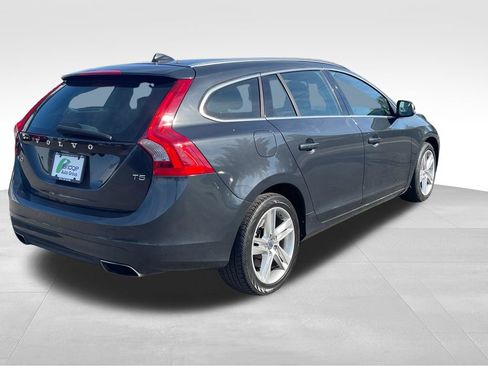 Used 2015 Volvo V60 T5 Premier Plus FWD image 8