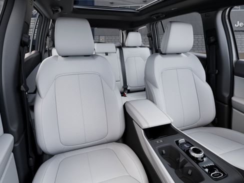 New 2026 Jeep Cherokee Limited image 39