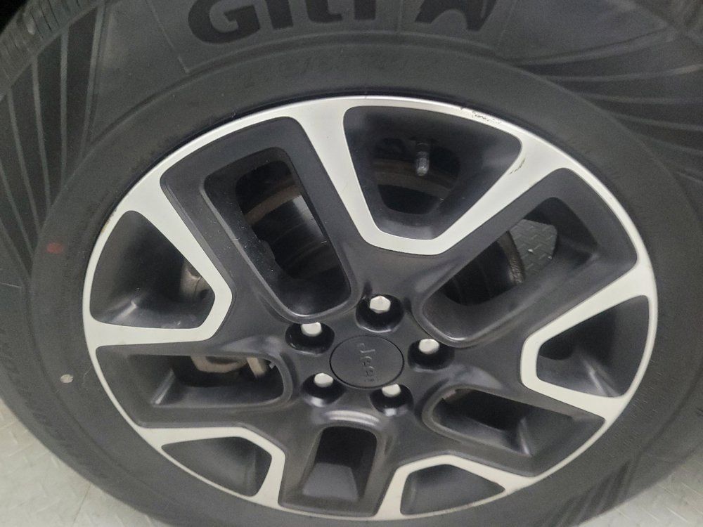 Used 2021 Jeep Compass Trailhawk AWD/4WD image 31