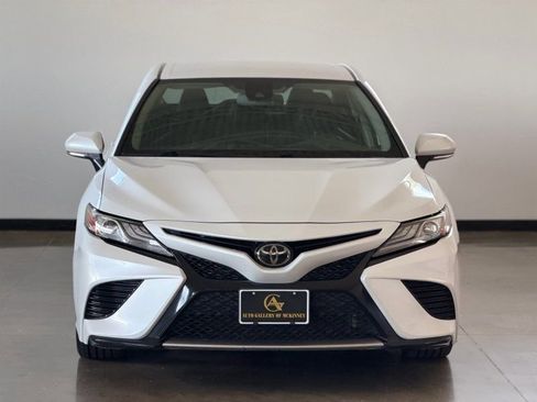 Used 2019 Toyota Camry XSE FWD image 2