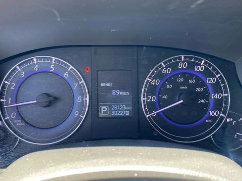 Used 2016 INFINITI QX50 AWD w/ Technology Package image 9